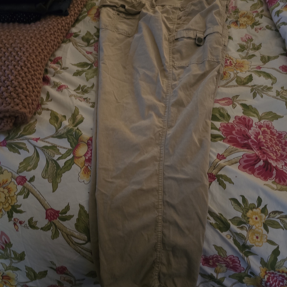 Sonoma Navy & Tan Cropped Pants LOT Of 2 - Picture 9 of 9